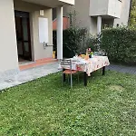 Daire Marias House In The Center With Garden Mandello del Lario