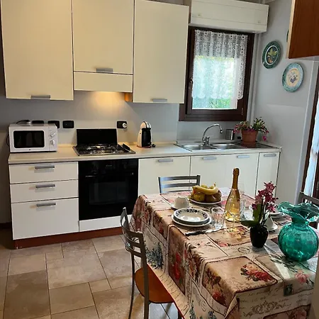 Marias House In The Center With Garden Appartement