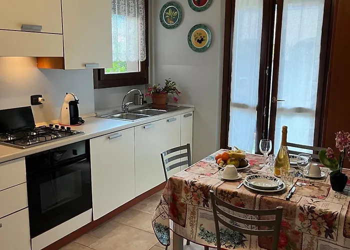 Marias House In The Center With Garden * Mandello del Lario