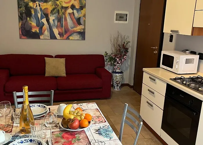 Marias House In The Center With Garden *